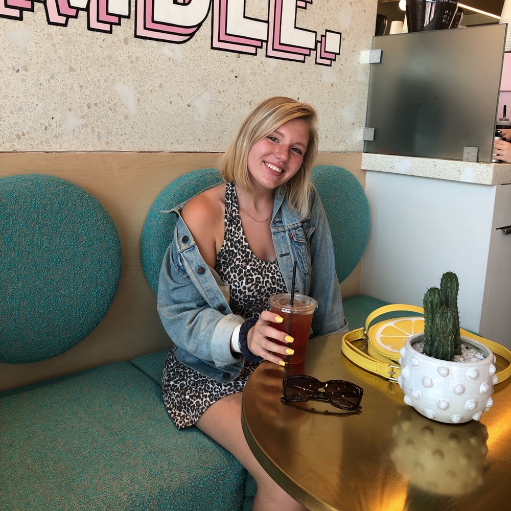 Meet your Posher, Emma